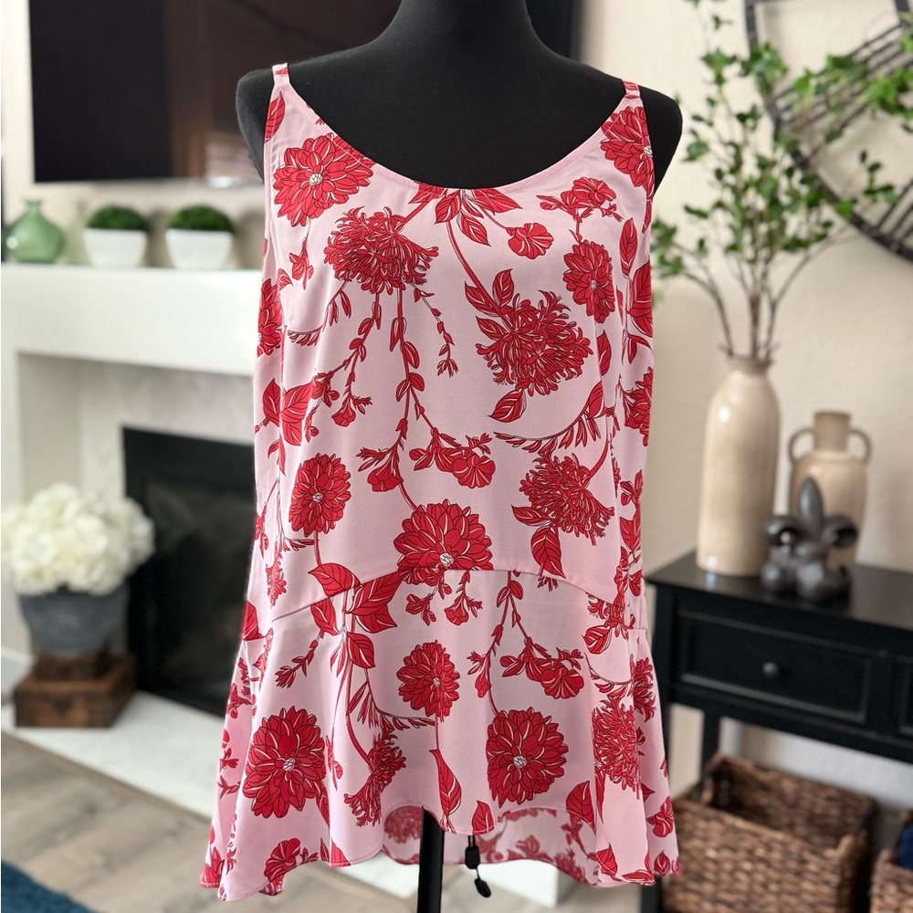 NWT CAbi Adore Cami (5533) - Size M